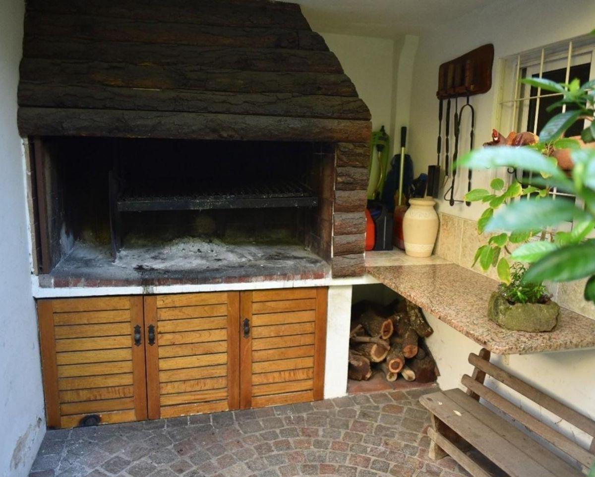 Foto de OPORTUNIDAD venta casa 4 ambientes con PATIO Y PARRILLA., imagen 4