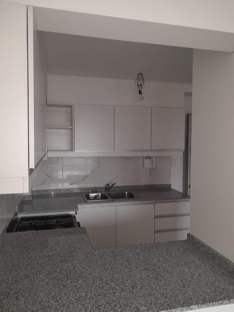 Oportunidad Venta Deptarmento 2 amb de categoria - C/ BALCON