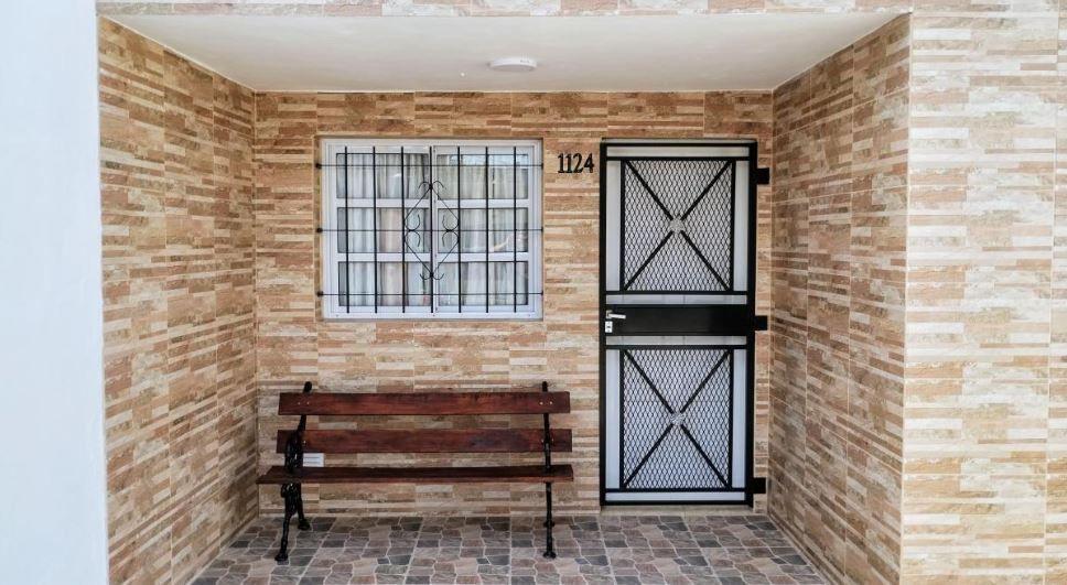 Foto de OPORTUNIDAD VENTA CASA 3 AMB C PATIO Y COCHERA, imagen 4