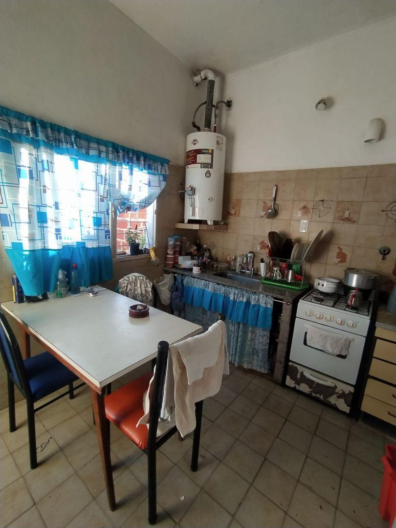 OPORTUNIDAD CASA 3 AMB C LOCAL Y PATIO ESPACIO P AMPLIACION