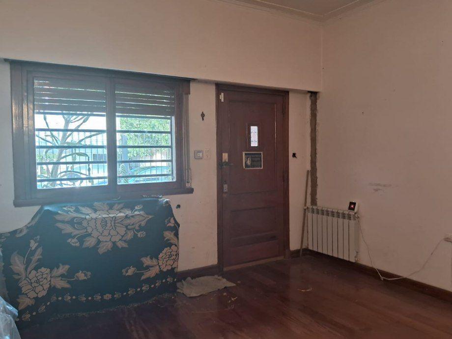 OPORTUNIDAD CASA A NUEVO VILLA SARMIENTO ESCUCHA OFERTA