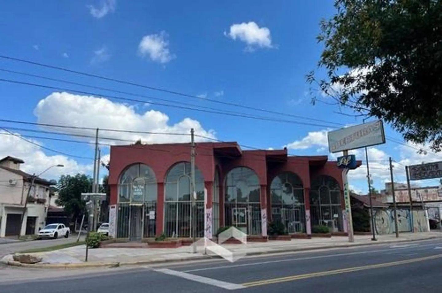OPORTUNIDAD VENTA LOCAL DEPOSITO Y DEPARTAMENTO ESCUCHA OFERTA