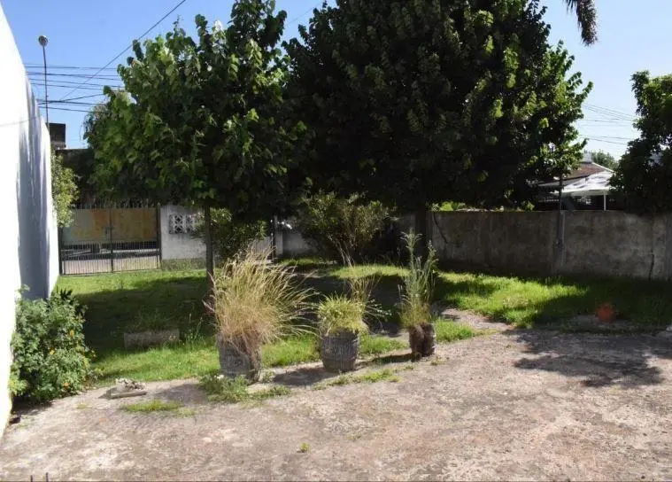OPORTUNIDAD VENTA CASA C AMPLIO JARDIN LOTE 10 X 30 ESCUCHA OFERTAS 2