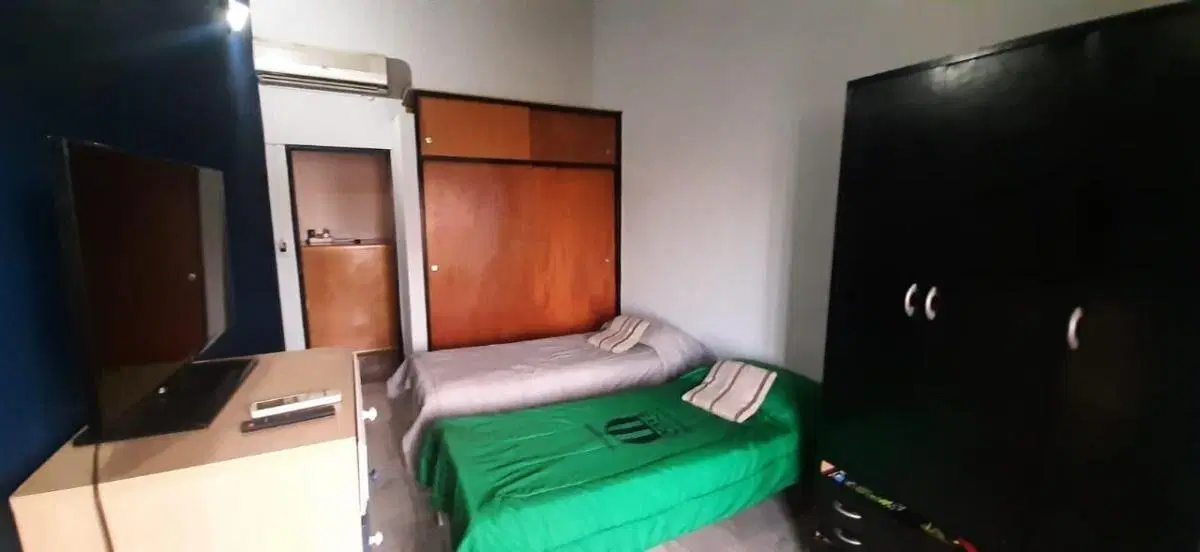 OPORTUNIDAD. CASA 3 AMBIENTES CON COCHERA. LOMAS DEL MIRADOR 5