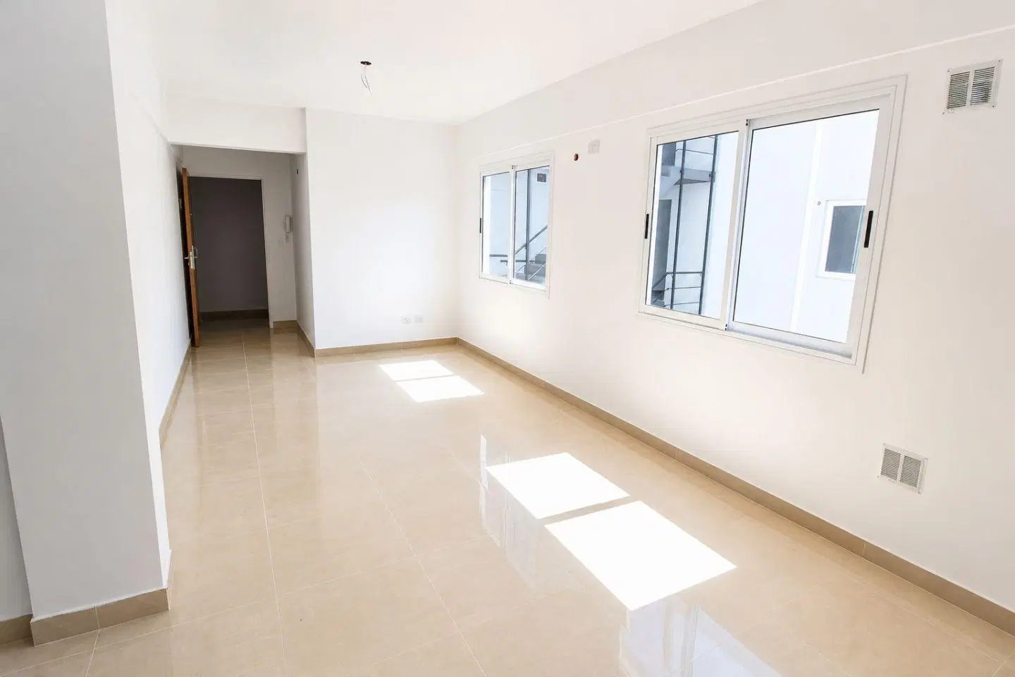 OPORTUNIDAD VENTA DEPARTAMENTO 2 AMBIENTES A ESTRENAR 2