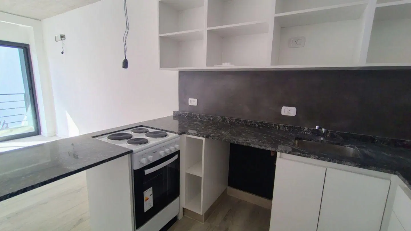 A ESTRENAR EXCELENTE MONOAMBIENTE CON BALCON 4