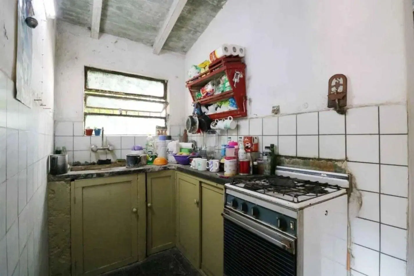 CASA 3 AMBIENTES A RECICLAR 4