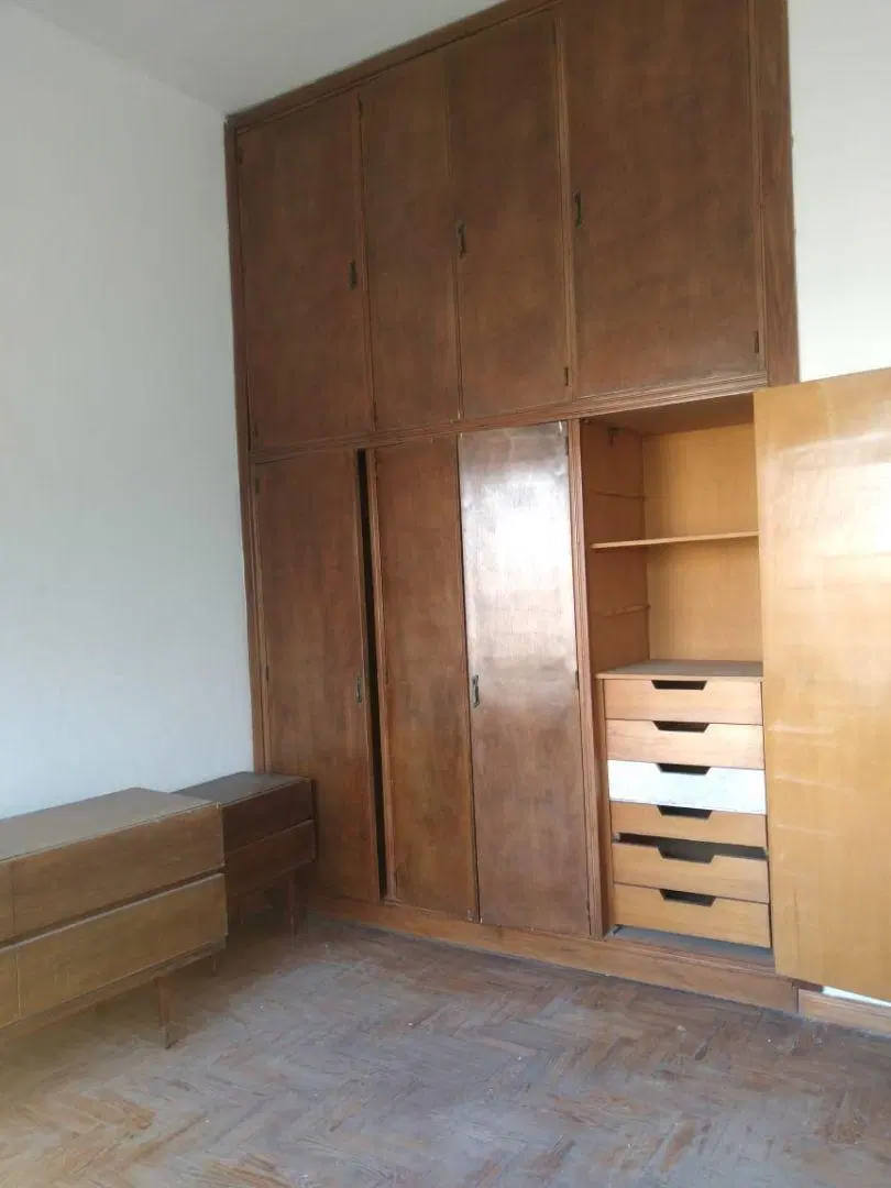 PISO 4 AMBIENTES CON COCHERA ESCUCHA OFERTA 2