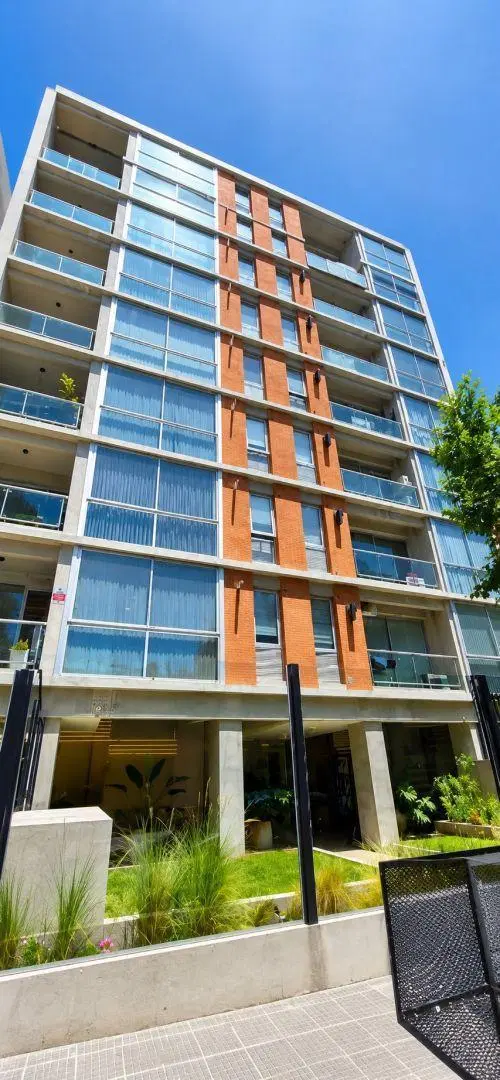 OPORTUNIDAD VENTA DEPARTAMENTO A ESTRENAR, CENTRO DE RAMOS MEJIA, CON BALCON Y COCHERA. 2