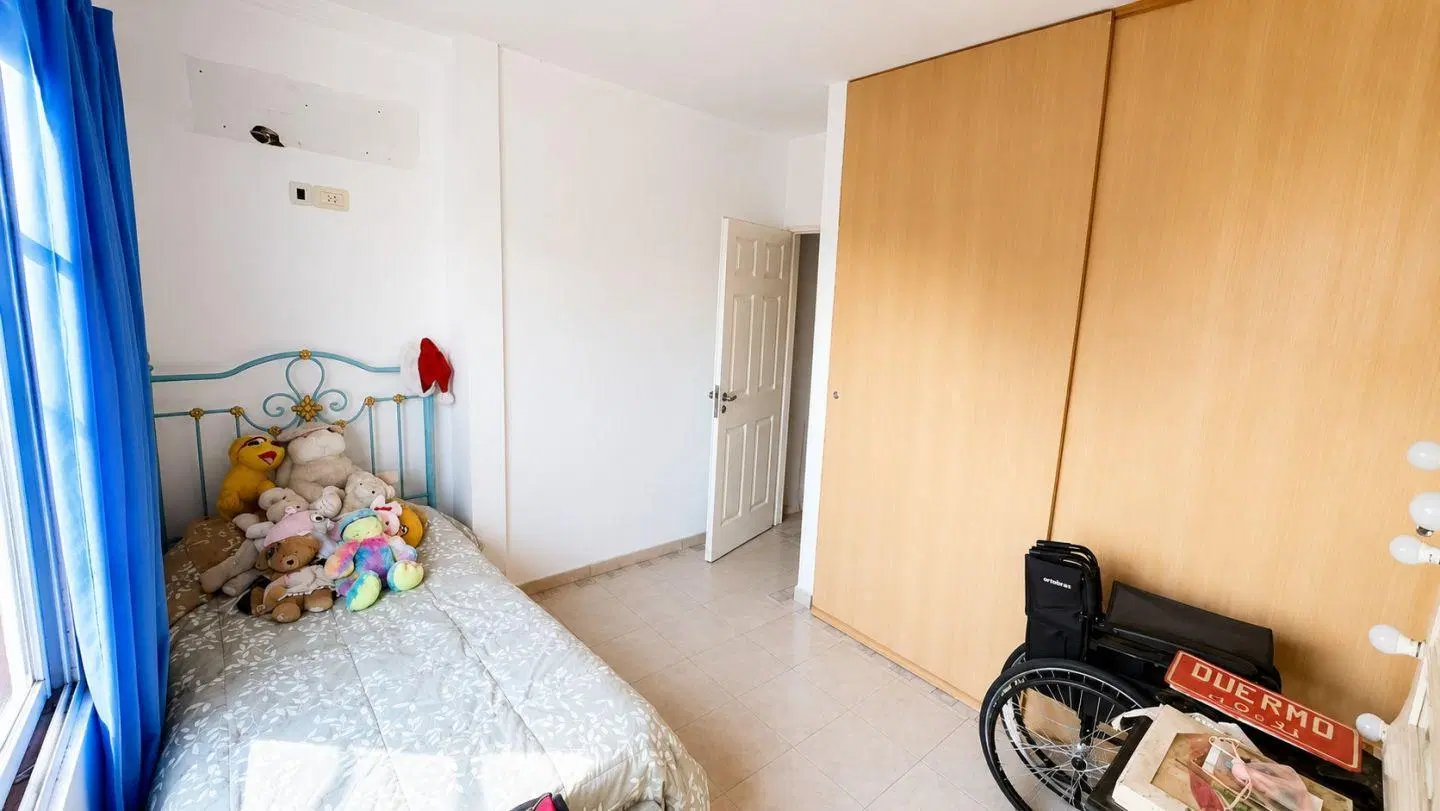 OPORTUNIDAD DEPARTAMENTO 3 AMBIENTES CON PATIO.RAMOS MEJIA NORTE. 2