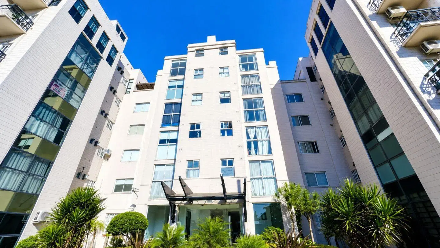 OPORTUNIDAD DEPARTAMENTO 3 AMBIENTES CON PATIO.RAMOS MEJIA NORTE. 1