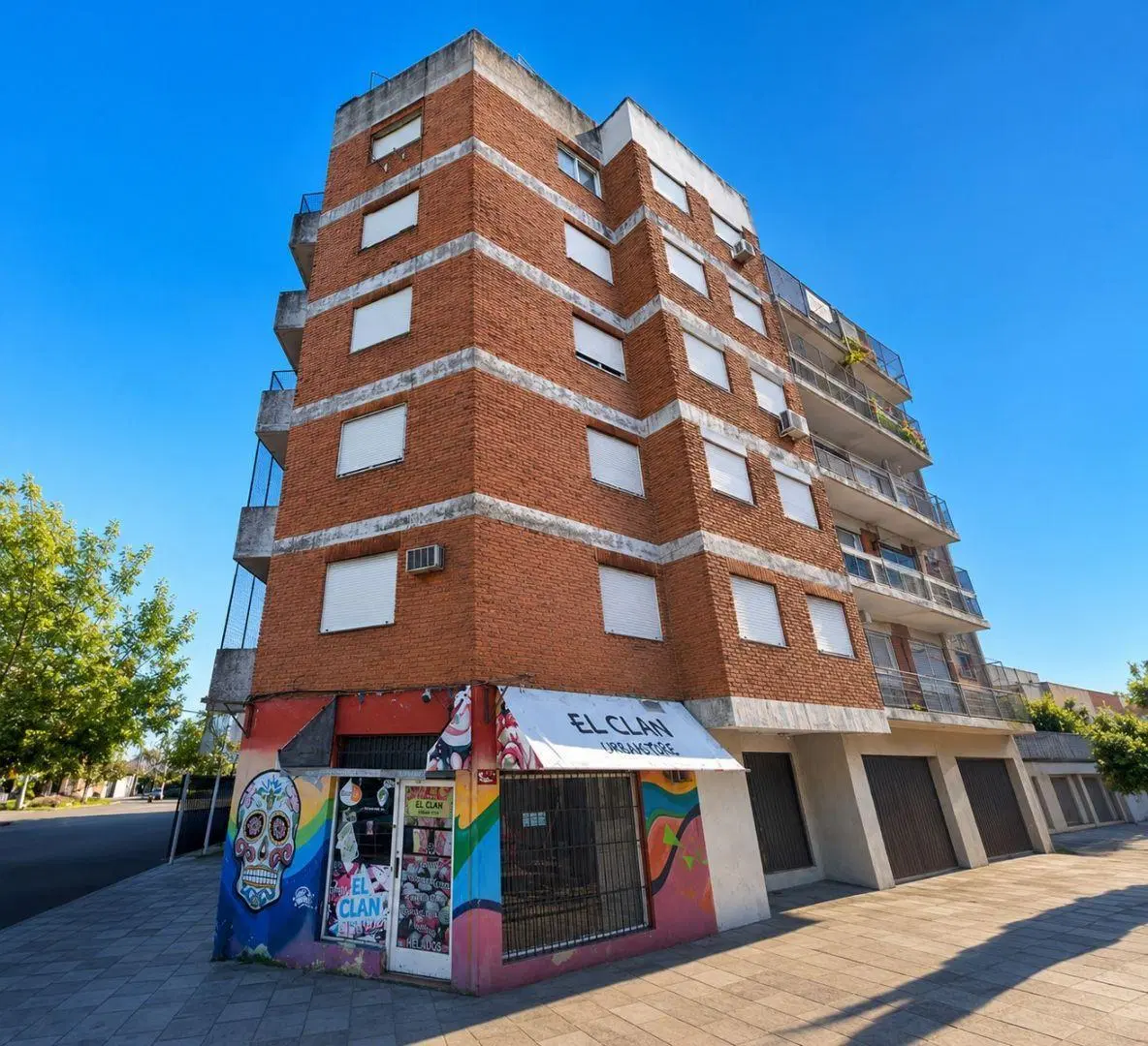 OPORTUNIDAD VENTA 3 AMB C BALCON AL FRENTE RAMOS MEJIA AV DE MAYO ESCUCHA OFERTAS 5