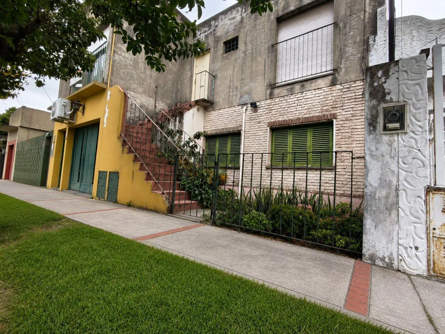 OPORTUNIDAD VENTA CHALET 9 AMBIENTES ESCUCHA OFERTAS 1