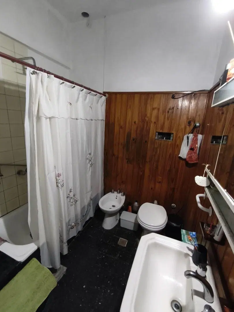 OPORTUNIDAD VENTA CHALET 9 AMBIENTES ESCUCHA OFERTAS 5