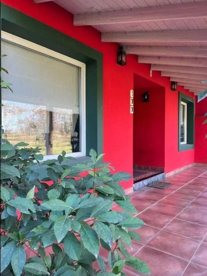 OPORTUNIDAD VENTA CASA E ESTANCIA LAS LILAS 2
