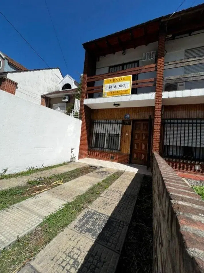 OPORTUNIDAD VENTA DUPLEX 3 AMB CON COCHERA Y FONDOO 5
