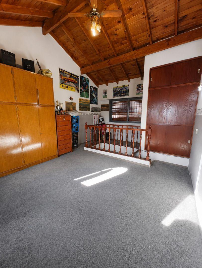 Foto de OPORTUNIDAD VENTA TRIPLEX CON COCHERA SAN JUSTO CENTRO ESCUCHA OFERTAS, imagen 5