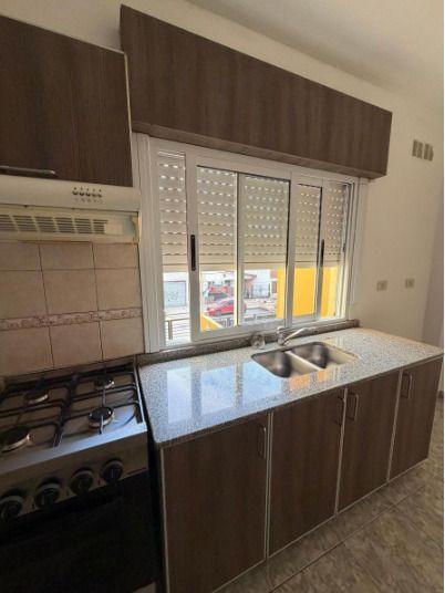 Foto de OPORTUNIDAD VENTA DPTO 2 AMB SAN JUSTO CENTRO PARA INVERSION O VIVIENDA, imagen 1