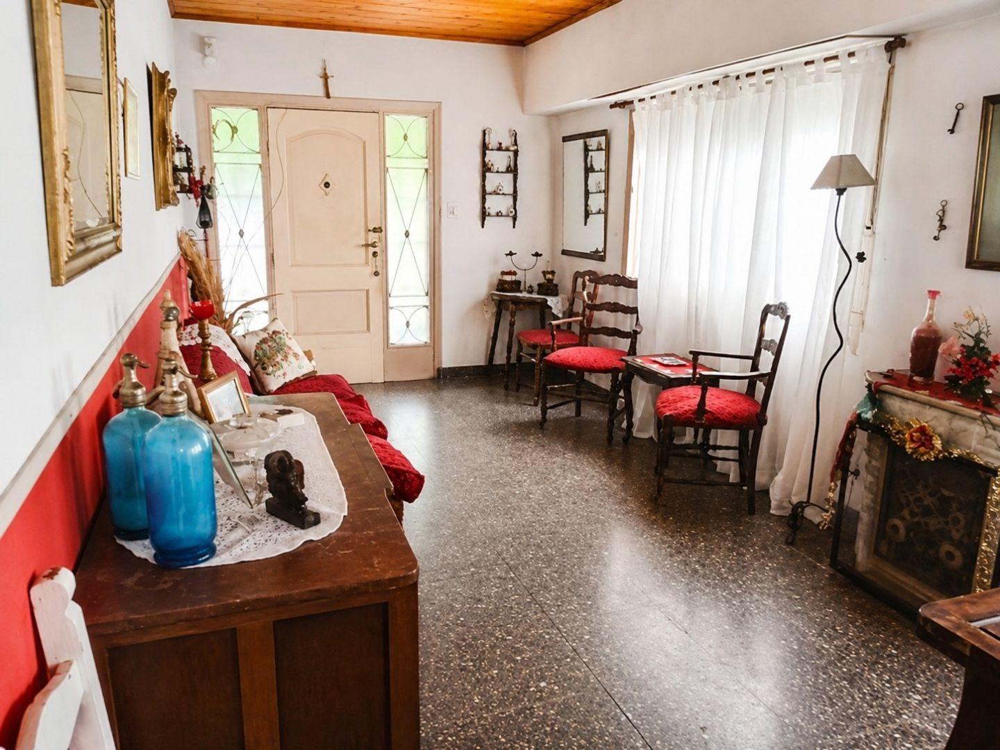 Foto de Casa 3 Ambientes cochera, imagen 1