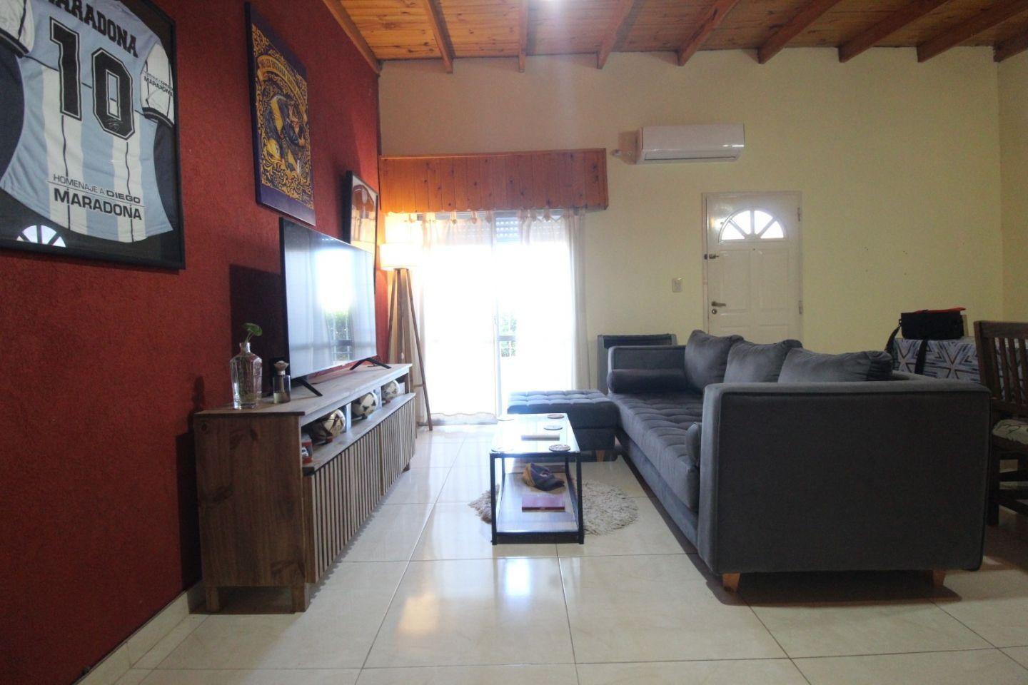 Foto de OPORTUNIDAD VENTA CASA 4 AMB C JARDIN + DPTO 2 AMB C TERRAZA ECXELENTE, imagen 3