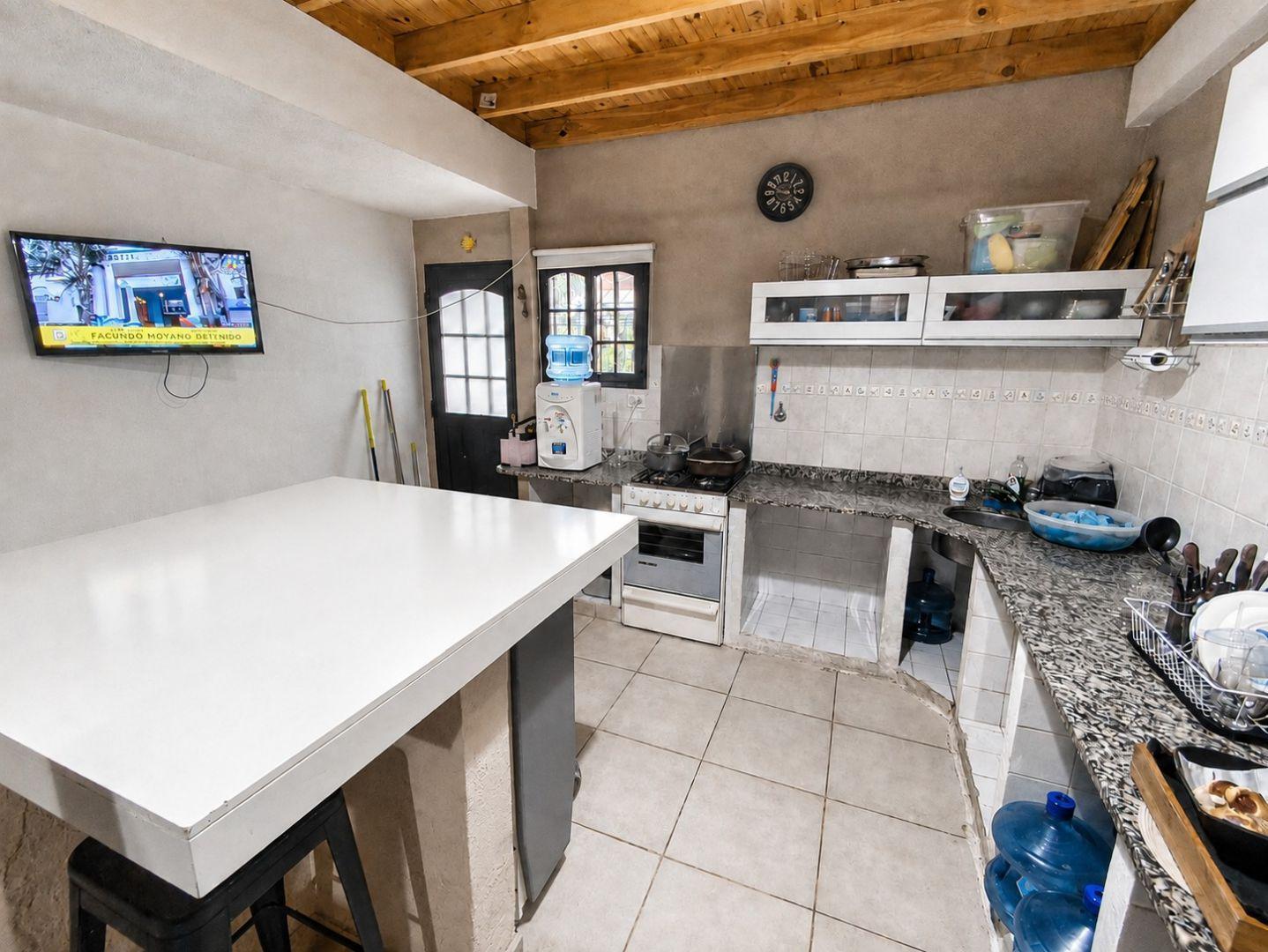 Foto de OPORTUNIDAD VENTA CHALET 2 PLANTAS ESCUCHA OFERTAS, imagen 4
