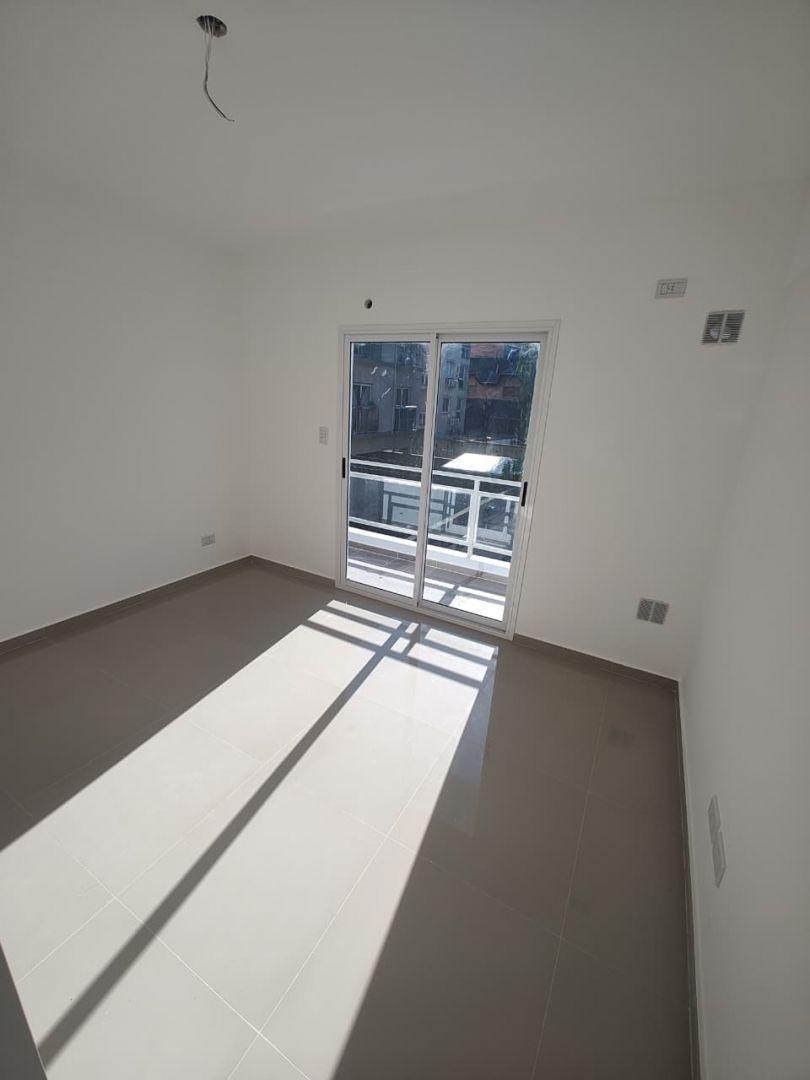 Foto de OPORTUNIDAD 2 AMBIENTES CENTRO DE VILLA LUZURIAGA, imagen 4
