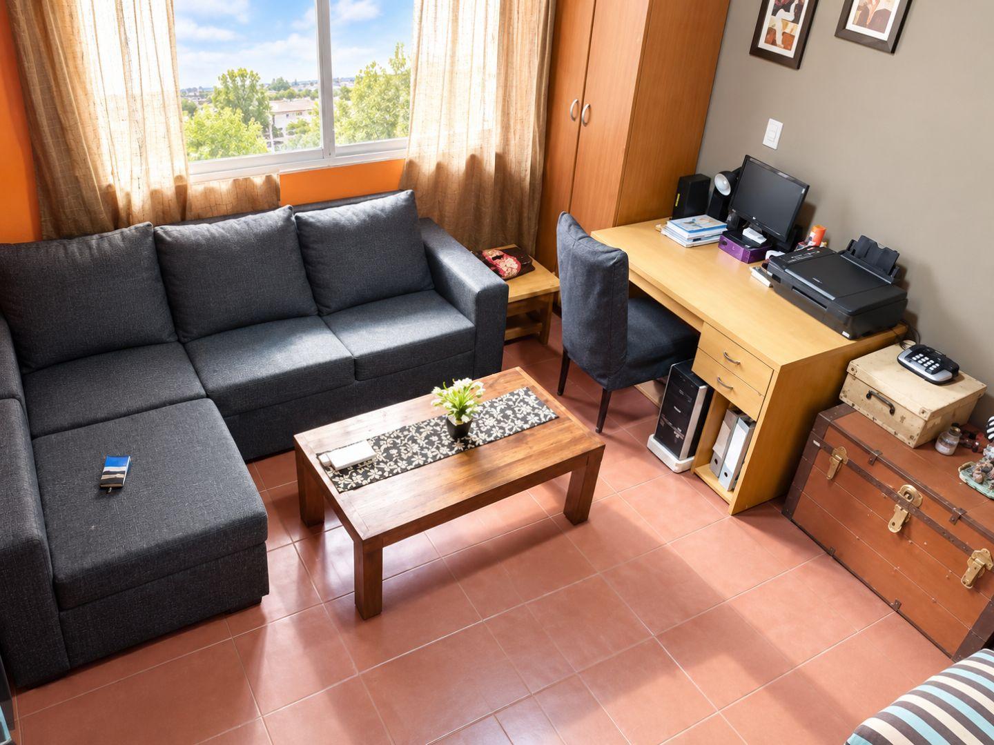 Foto de OPORTUNIDAD CASA DE 4 AMBIENTES CON JARDIN Y PILETA, imagen 4
