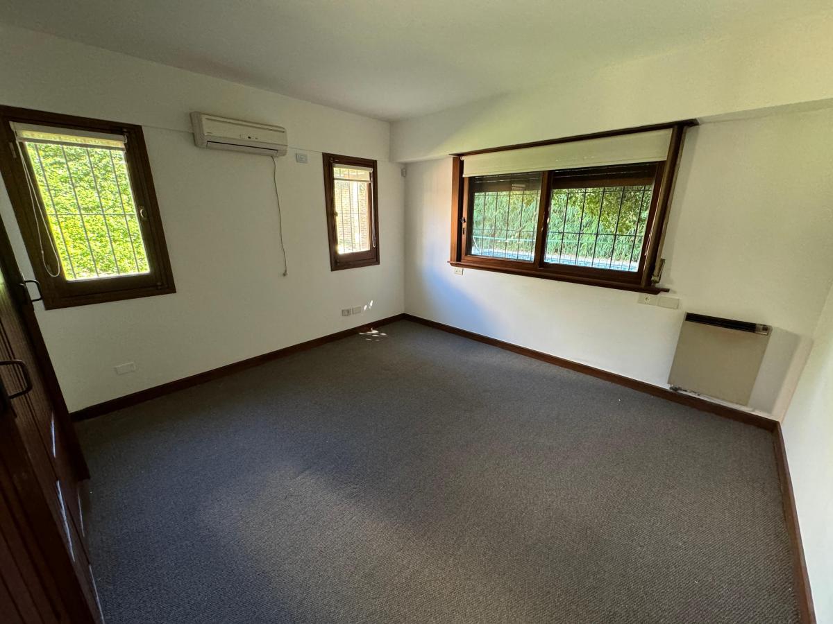 Muy Linda Casa en Punta Chica Victoria en Venta 3