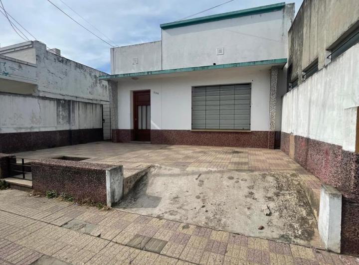 casa 3 ambientes en alquiler colon  al 734 2