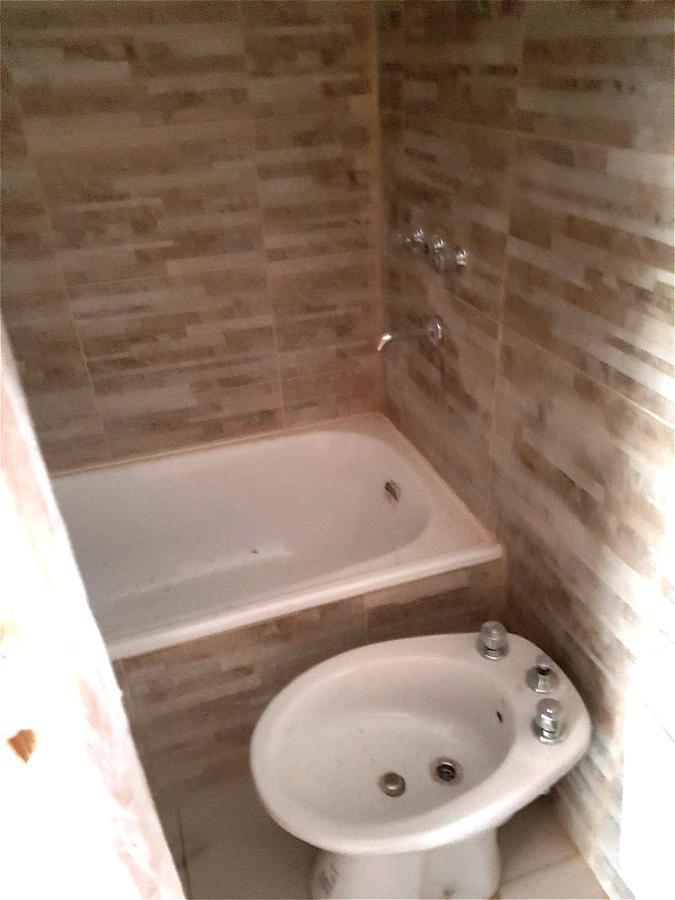 Foto de departamento duplex 3 ambientes en venta en lujan planta baja con patio, imagen 5