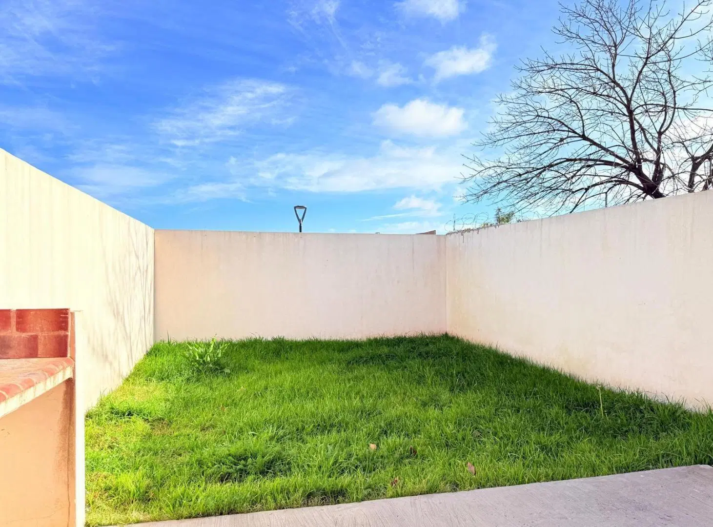 Departamento Dúplex  3 ambientes en venta en lujan Planta Baja con Patio y Cochera apto credito 5