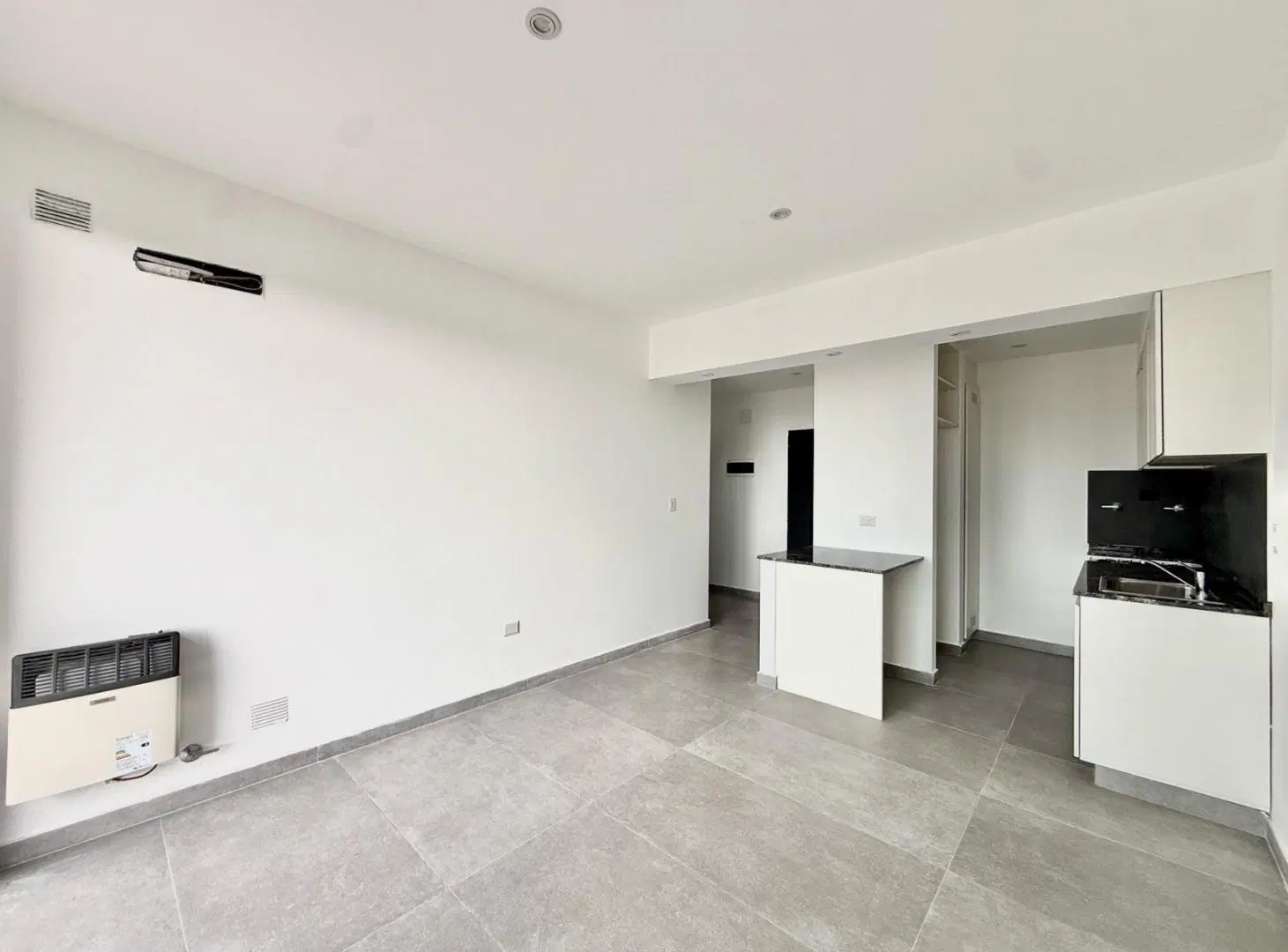 Departamento dos ambientes a la venta en lujan centro con balcon y cochera 4