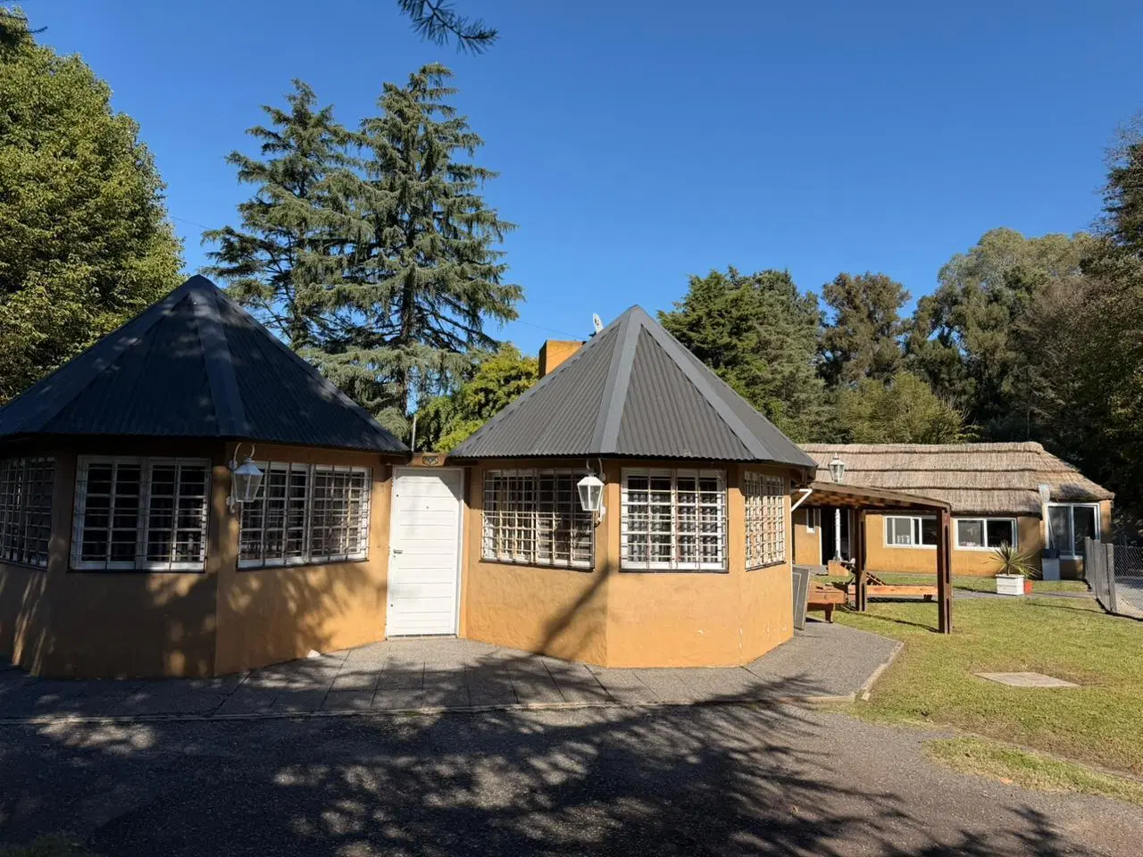 Casa quinta en venta con pileta en lujan hosteria norte 2