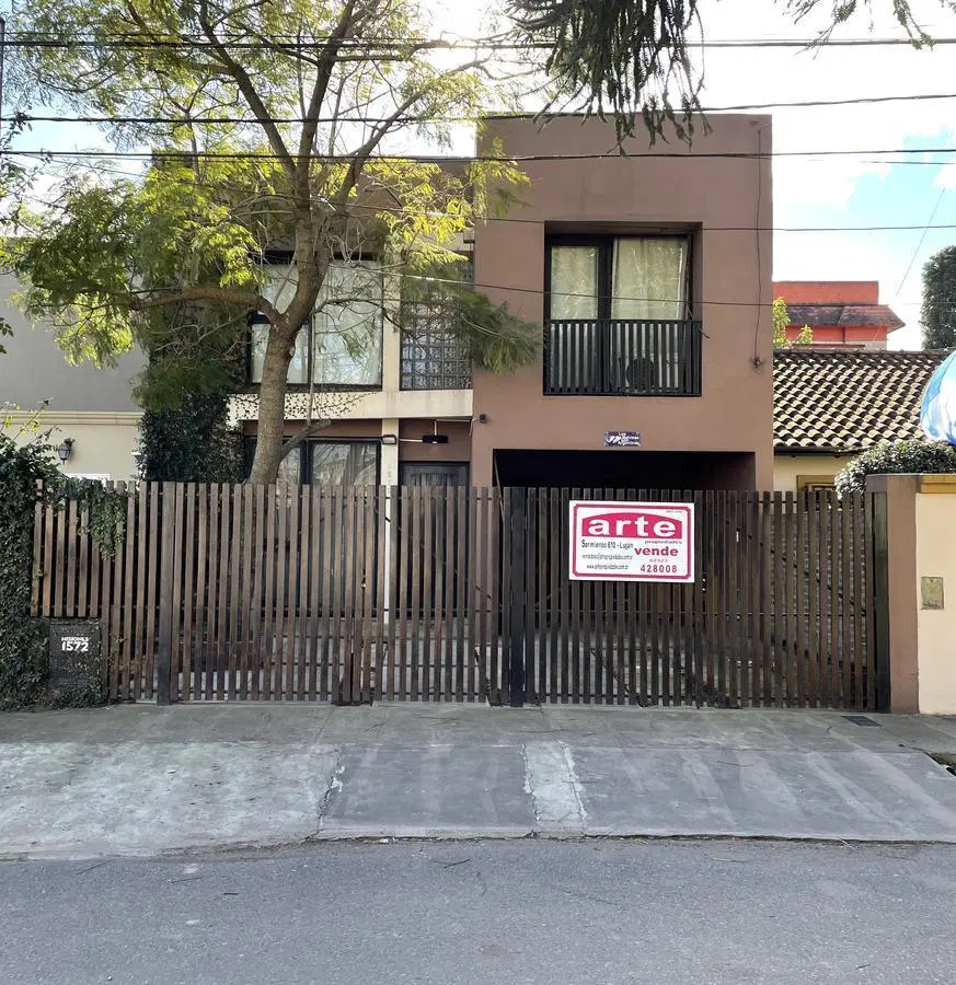casa en venta en lujan apto credito hipotecario con patio pileta y cochera apto credito hipotecario 1