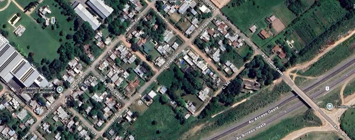 terreno en venta en lujan con fondo a espacio verde 5