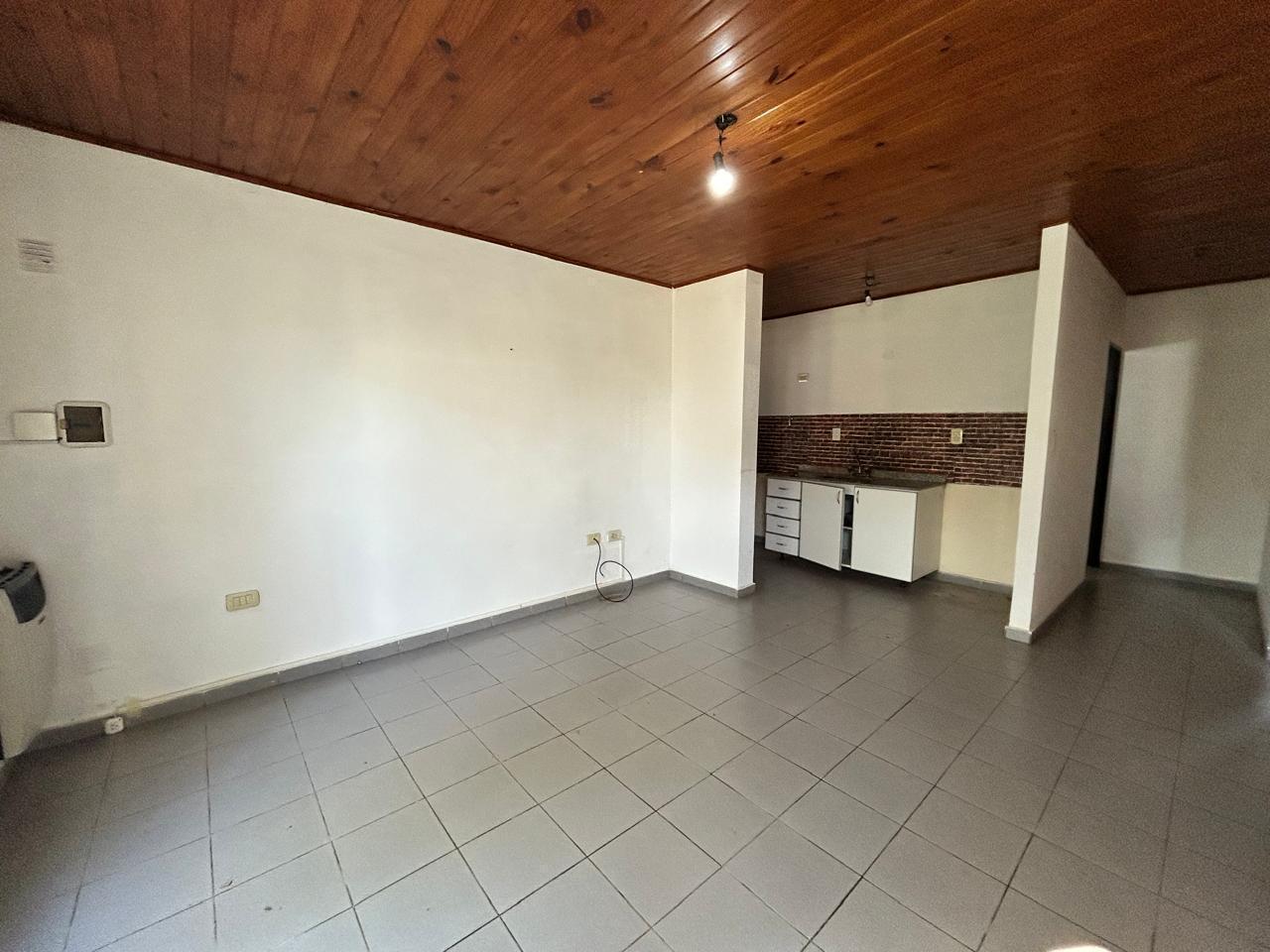 Foto de casa en alquiler lujan tres ambientes san roque al 2318, imagen 1