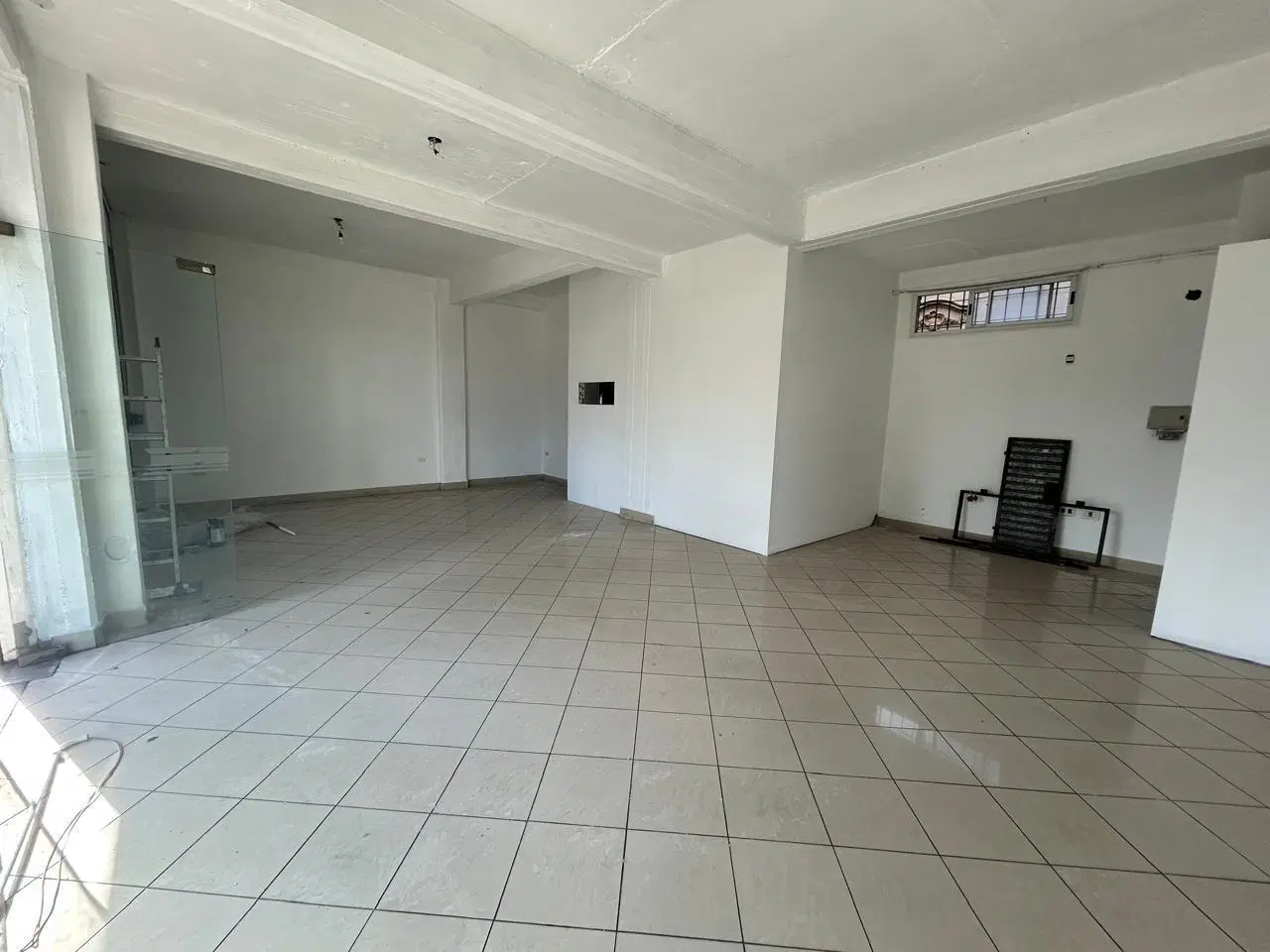 local en alquiler lujan Humberto 2