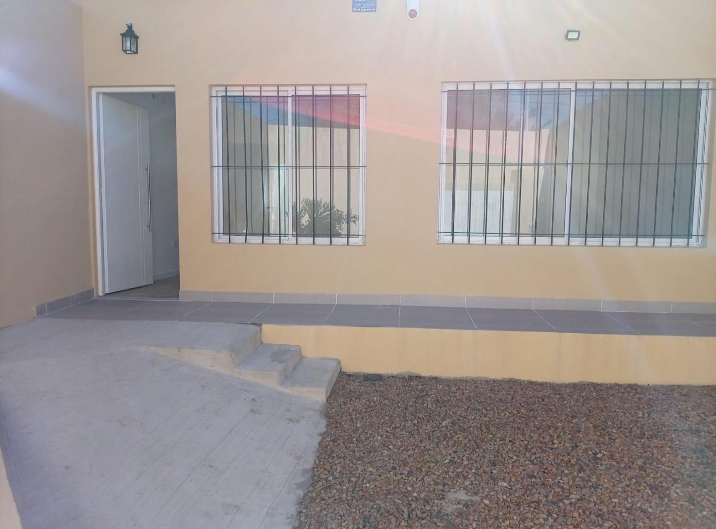 Foto de Casa a estrenar 3 ambientes con patio, imagen 1