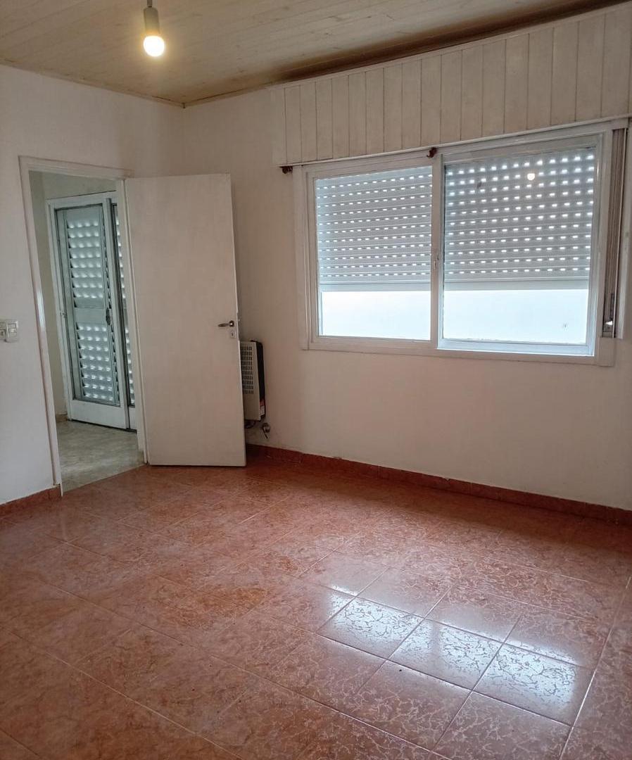 Foto de Departamento en Alquiler, Lujan, Dr Muñiz al 343, imagen 1