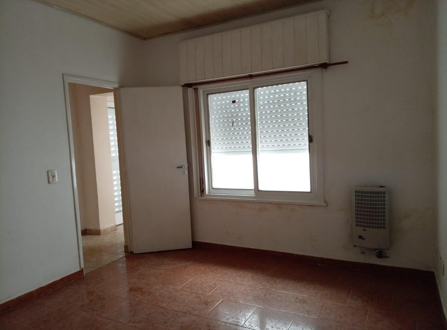 Foto de Departamento en Alquiler, Lujan, Dr Muñiz al 343, imagen 2