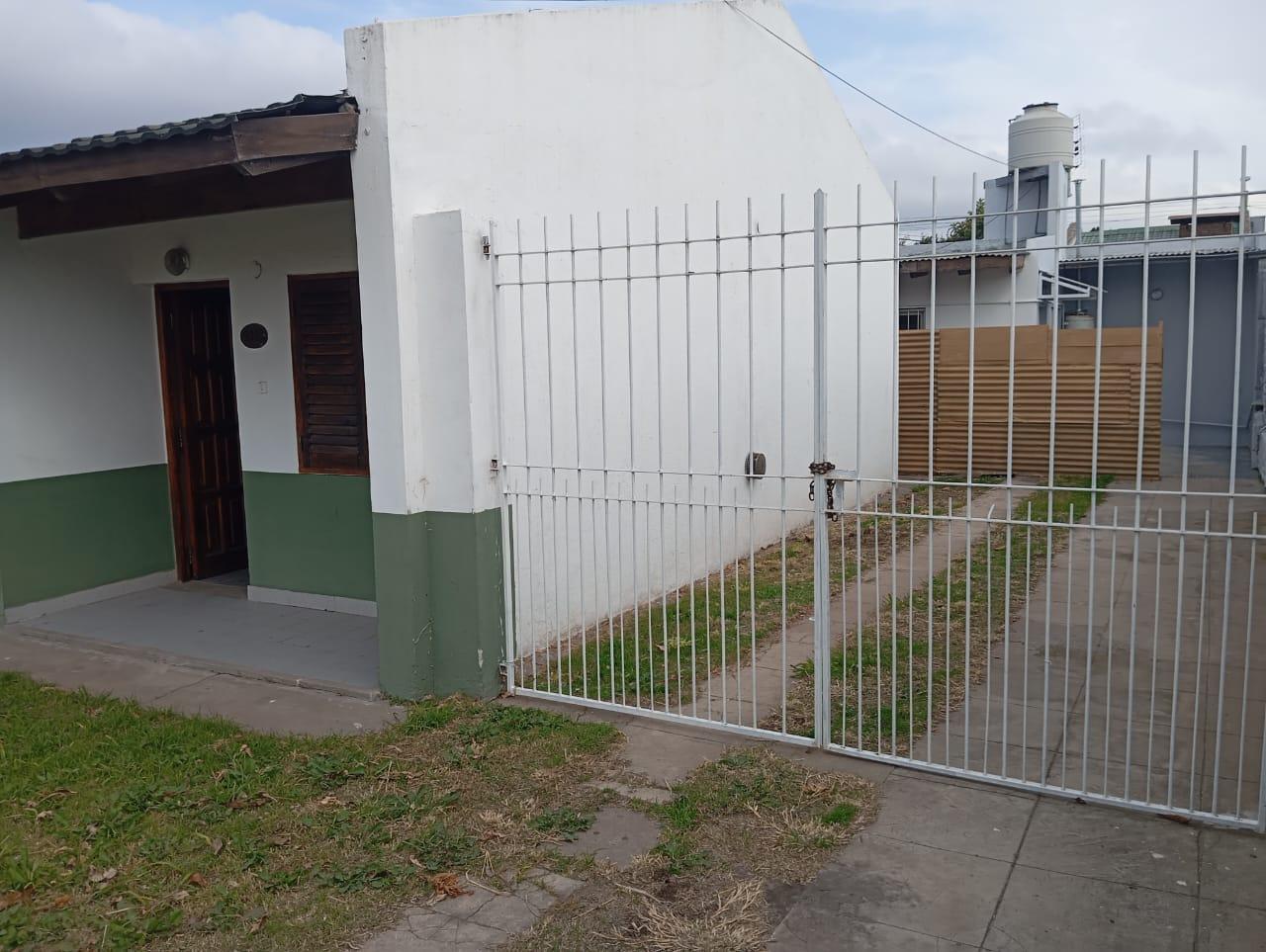Foto de Casa 4 ambientes en Lanusse, imagen 4