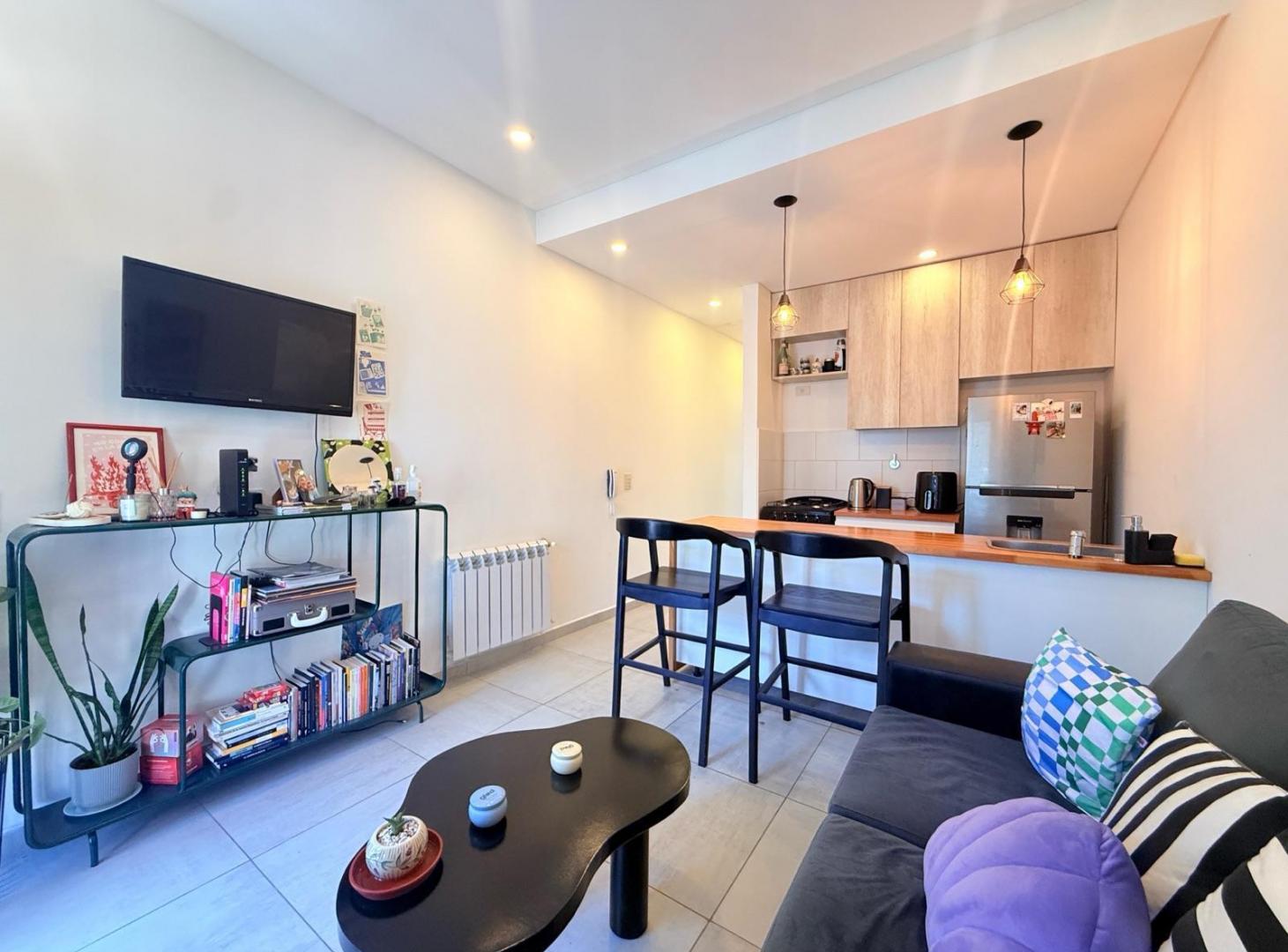 Foto de Departamento dos ambientes en venta lujan centro con cochera apto, imagen 5