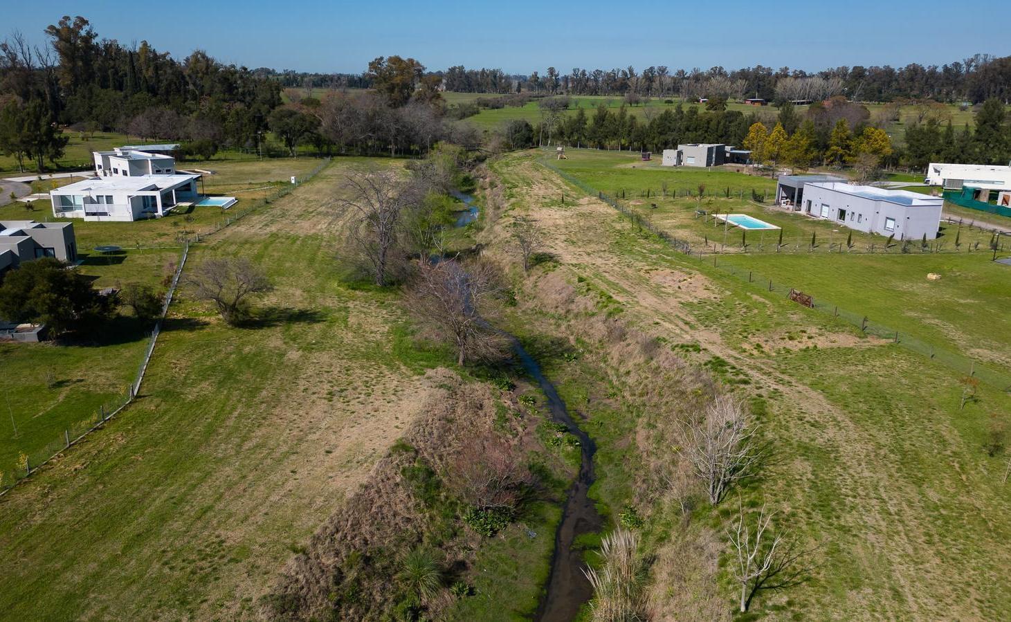 Foto de Terreno en venta en esquina La asuncion club de campo uf 106, imagen 4