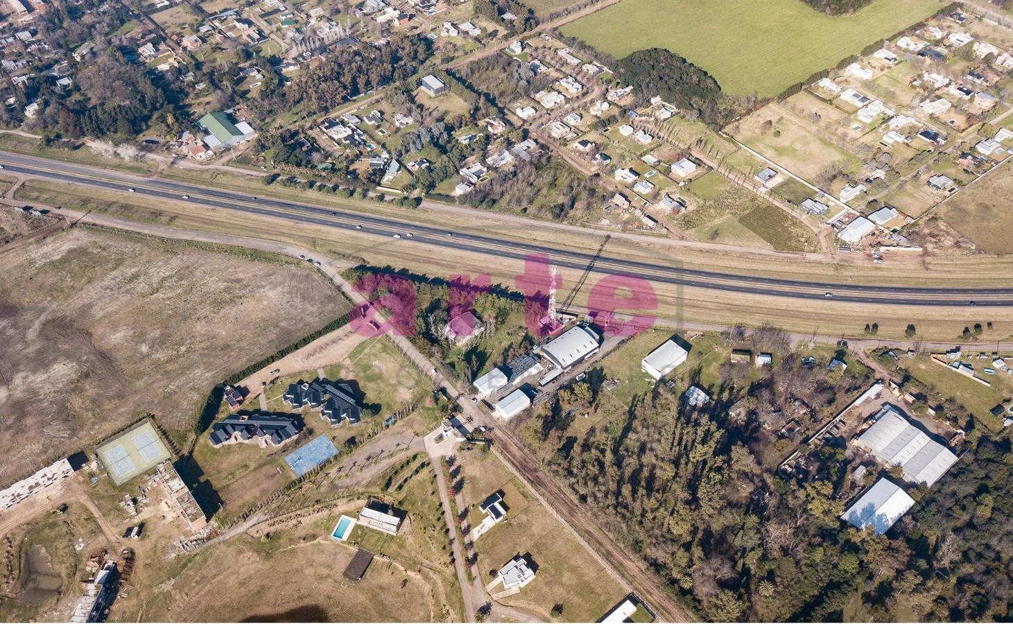 Foto de Terreno central en venta en barrio cerrado los juncos L3, imagen 3