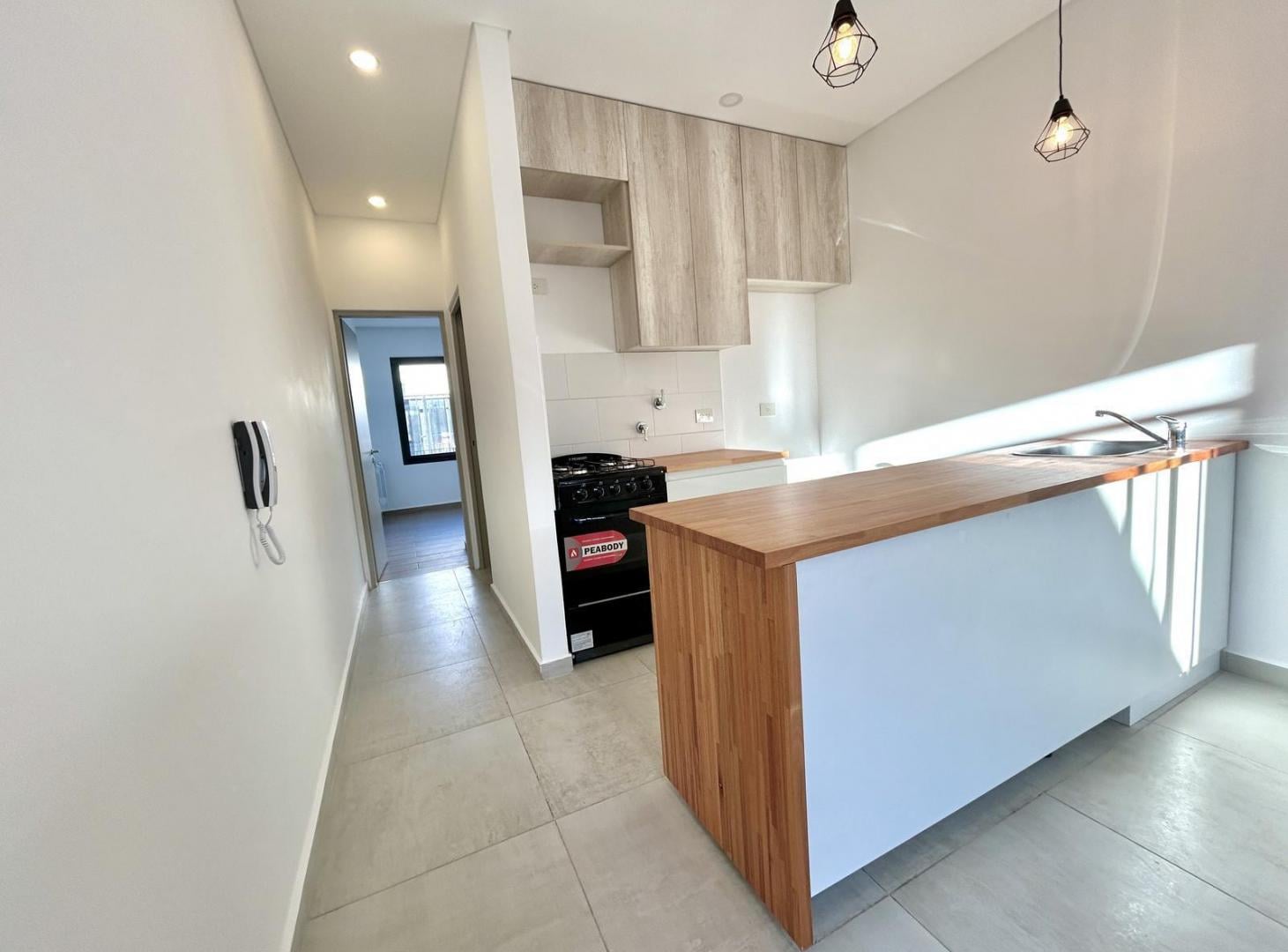 Foto de Departamento dos ambientes en venta lujan centro sarmiento 663, imagen 3