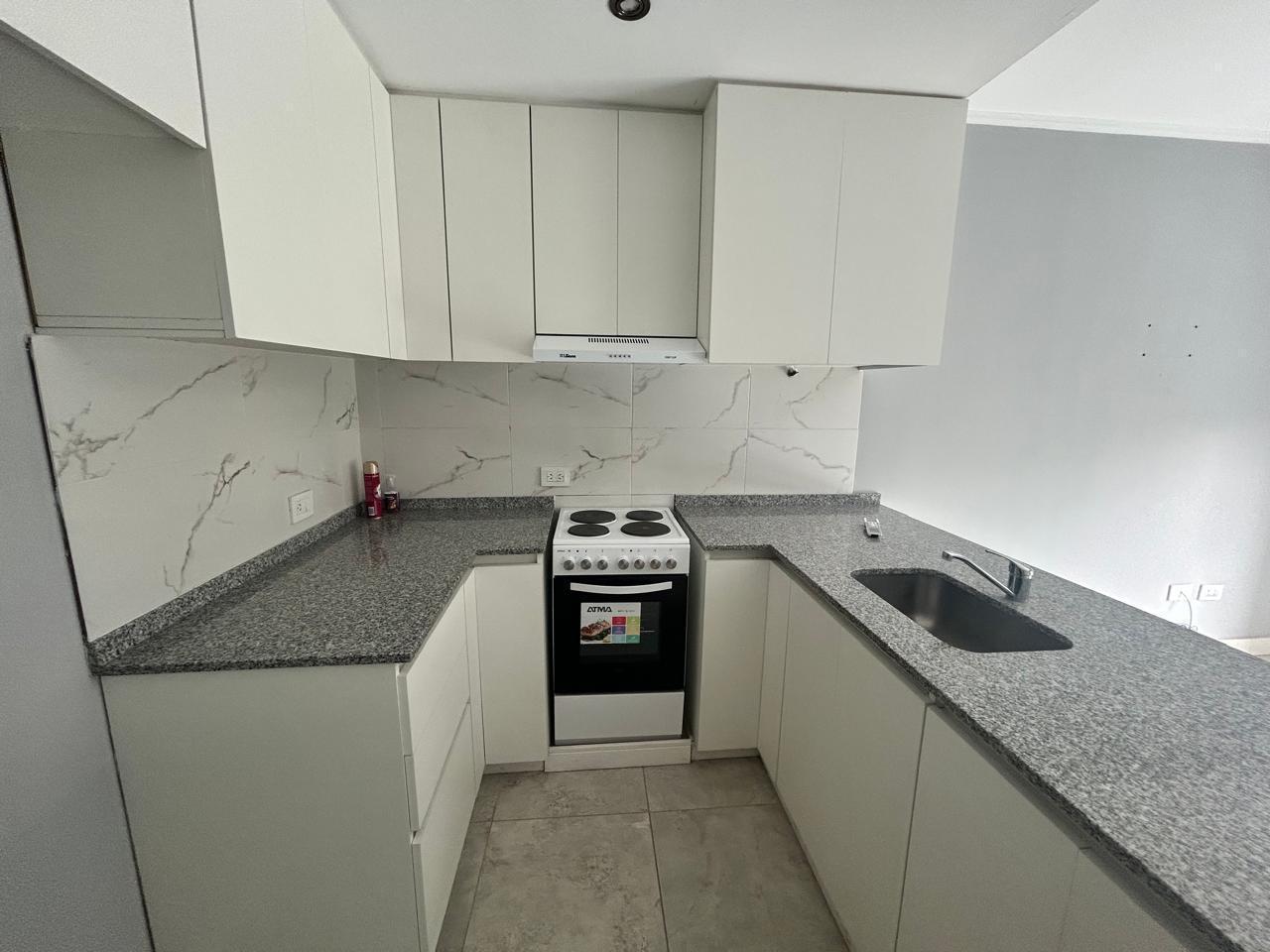 Foto de departamento 2 ambientes moderno en alquiler en lujan centro con, imagen 2