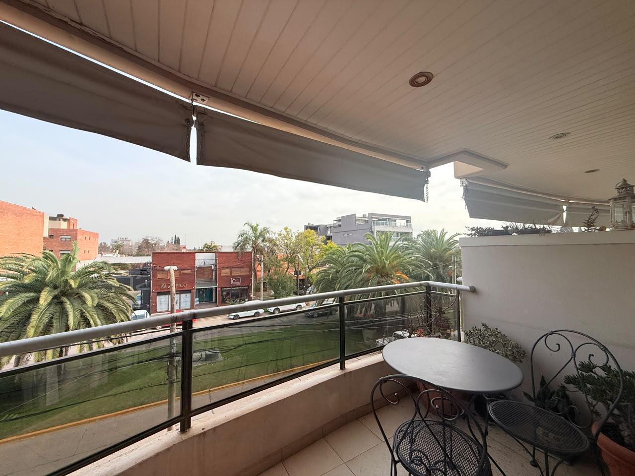 Foto de Departamento en venta 3 ambientes con cochera sobre Av. Humberto primo, imagen 1