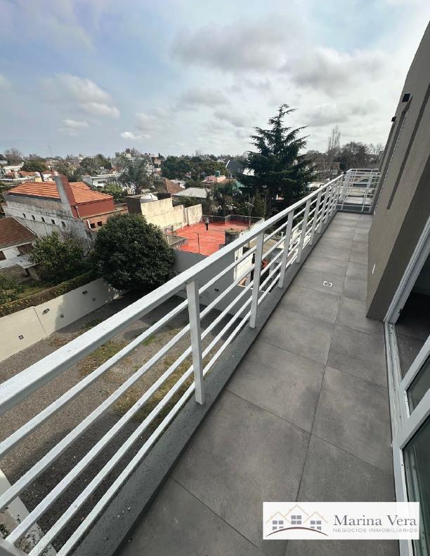 VENTA APTA CRÉDITO// DEPARTAMENTOS DE 3 AMBIENTES EN BERNAL