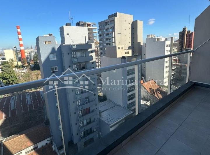 ALQUILER/ DPTO. 2 AMBIENTES CON COCHERA EN QUILMES 4