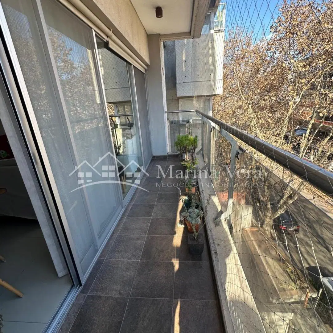 VENTA APTA CRÉDITO//PISO DE 4 AMBIENTES EN QUILMES 5